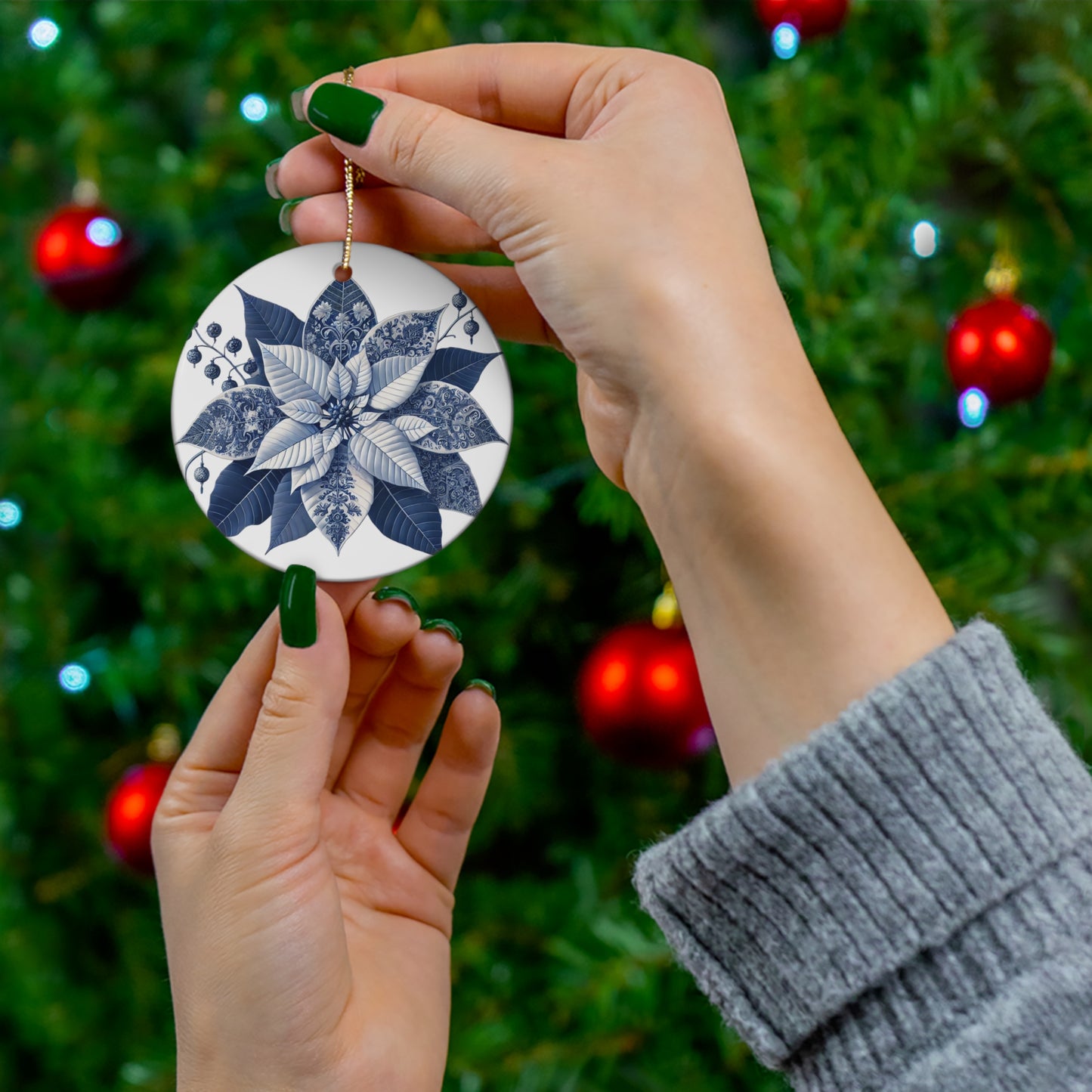 Blue White Style2 Chinoiserie Chique Ceramic Ornament, 2 shapes available