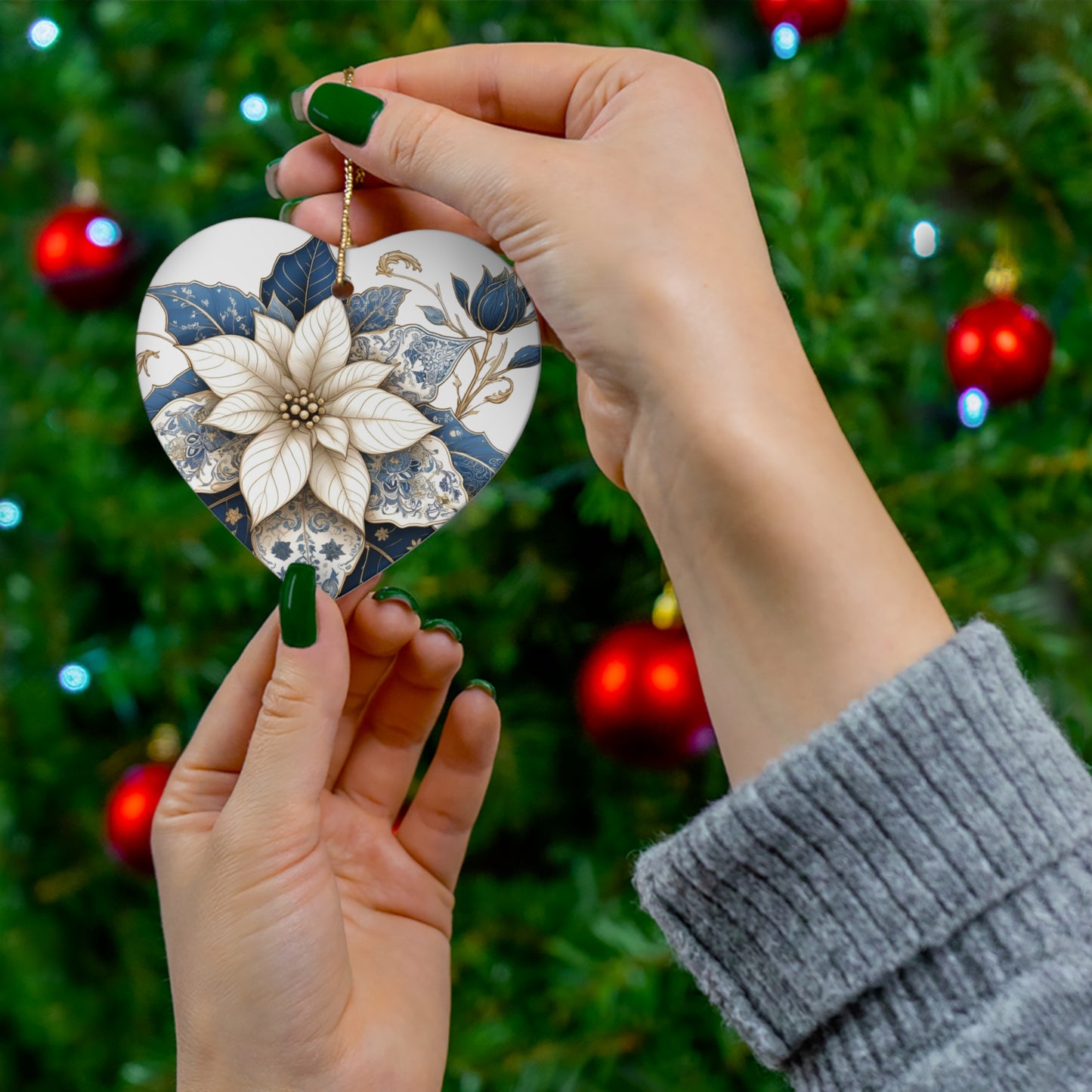 Blue White Gold Style1 Chinoiserie Chique Ceramic Ornament, 2 shapes available